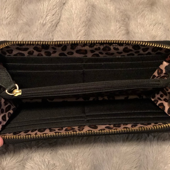 Juicy Couture Wallet - Picture 3 of 3